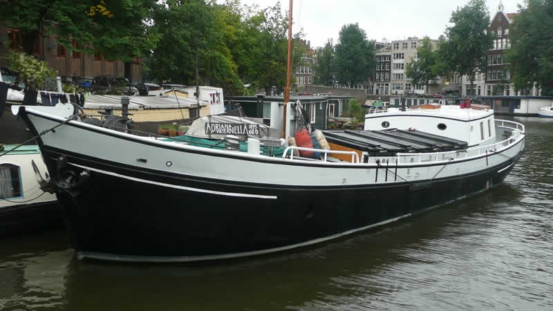 13954-Adriana_Pieternella